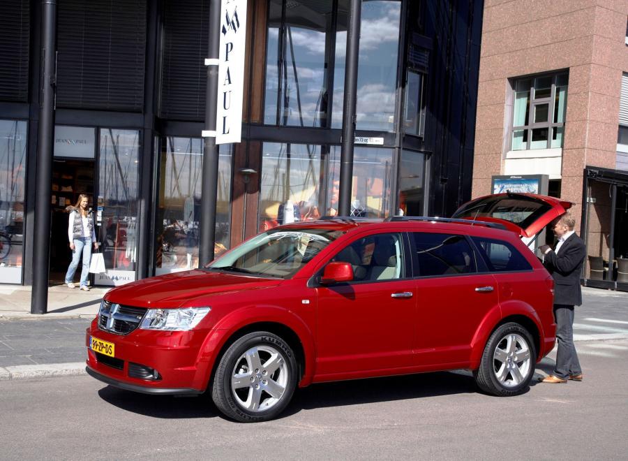  Dodge Journey 2008 года  (фото 28 из 309)